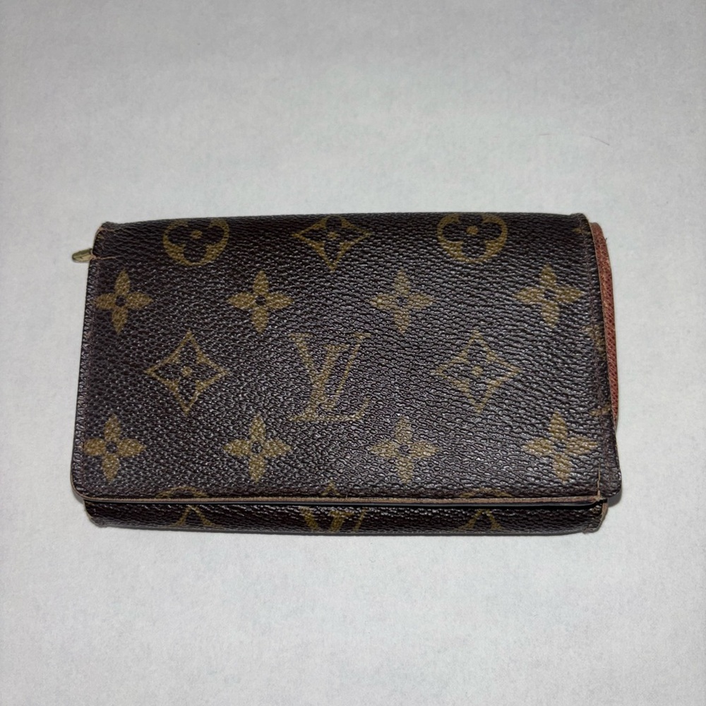 Louis Vuitton Bifold Wallet